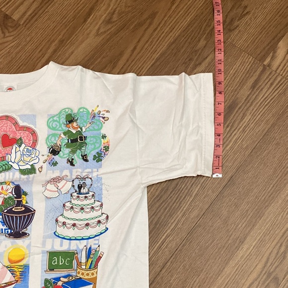 Vintage Graphic Oversized T-Shirt Made in USA Celebrate Every Month Of The Year - Picture 6 of 15